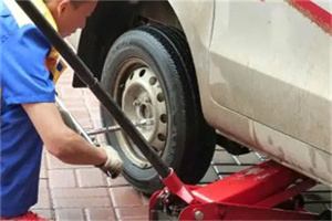 红塔区附近拖车24小时服务热线电话